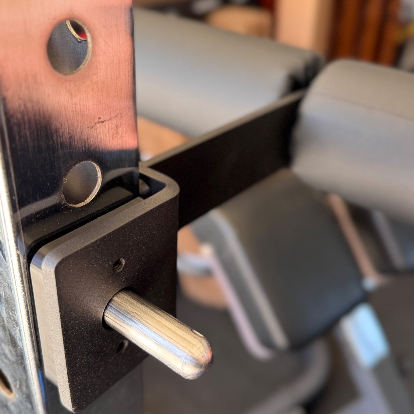 Bells of Steel Cable Tower Knee Pad & Lat Pulldown Attachment